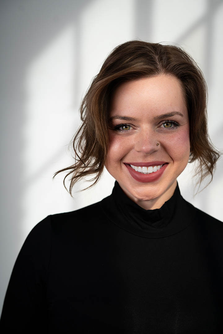 Christina Shay Hypnotist & Somatic Breathwork Facilitator